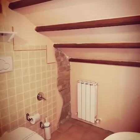 Casale Giuncheto Farmház Pilonico Paterno