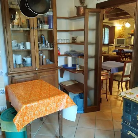 Casale Giuncheto Pilonico Paterno